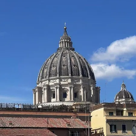 San Pietro Street 9 Roma
